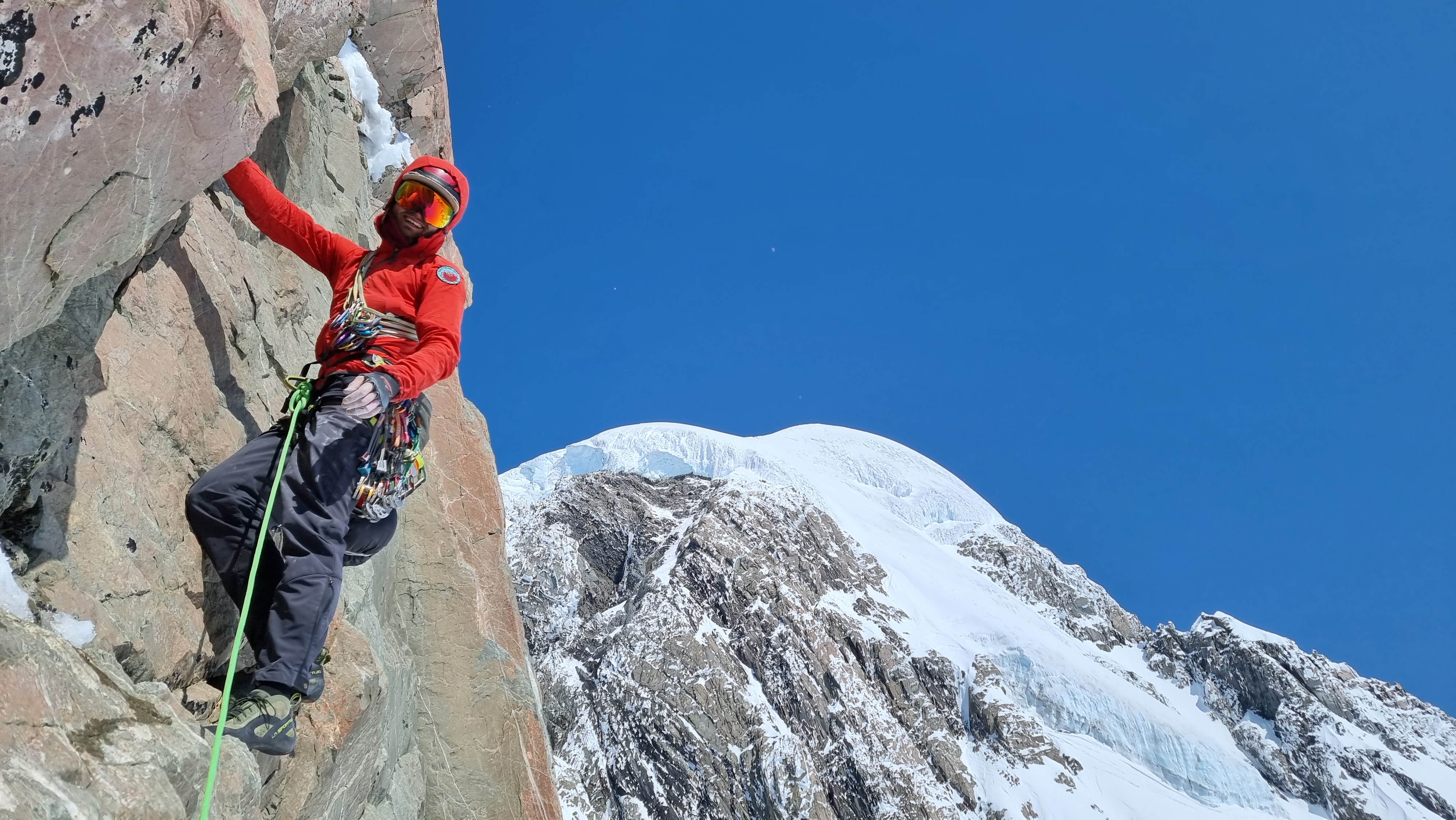 Mike heading off for the 3rd pitch