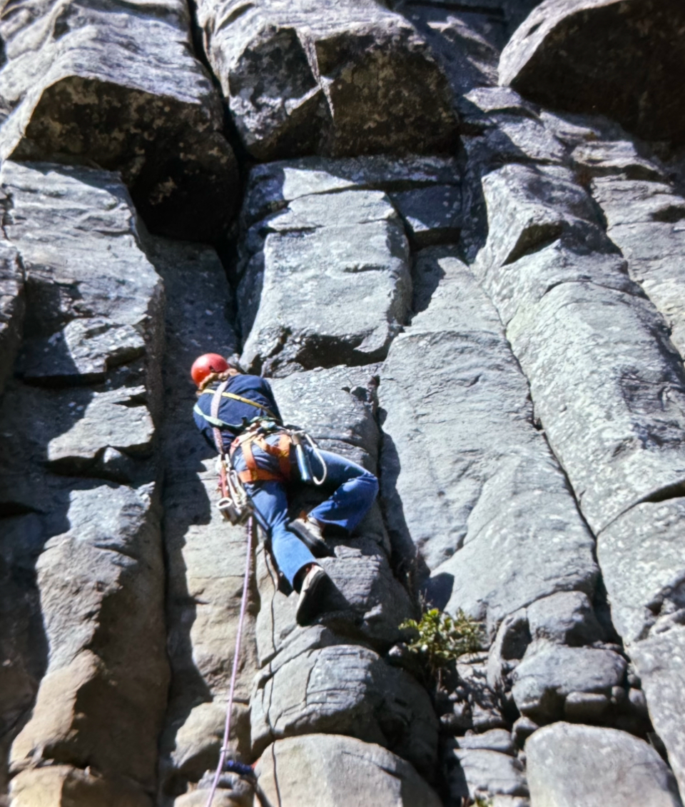 Rick McGregor, FA of Son of Hangman, Mt Bradley, Feb. '76. Photo: Graeme Roxburgh