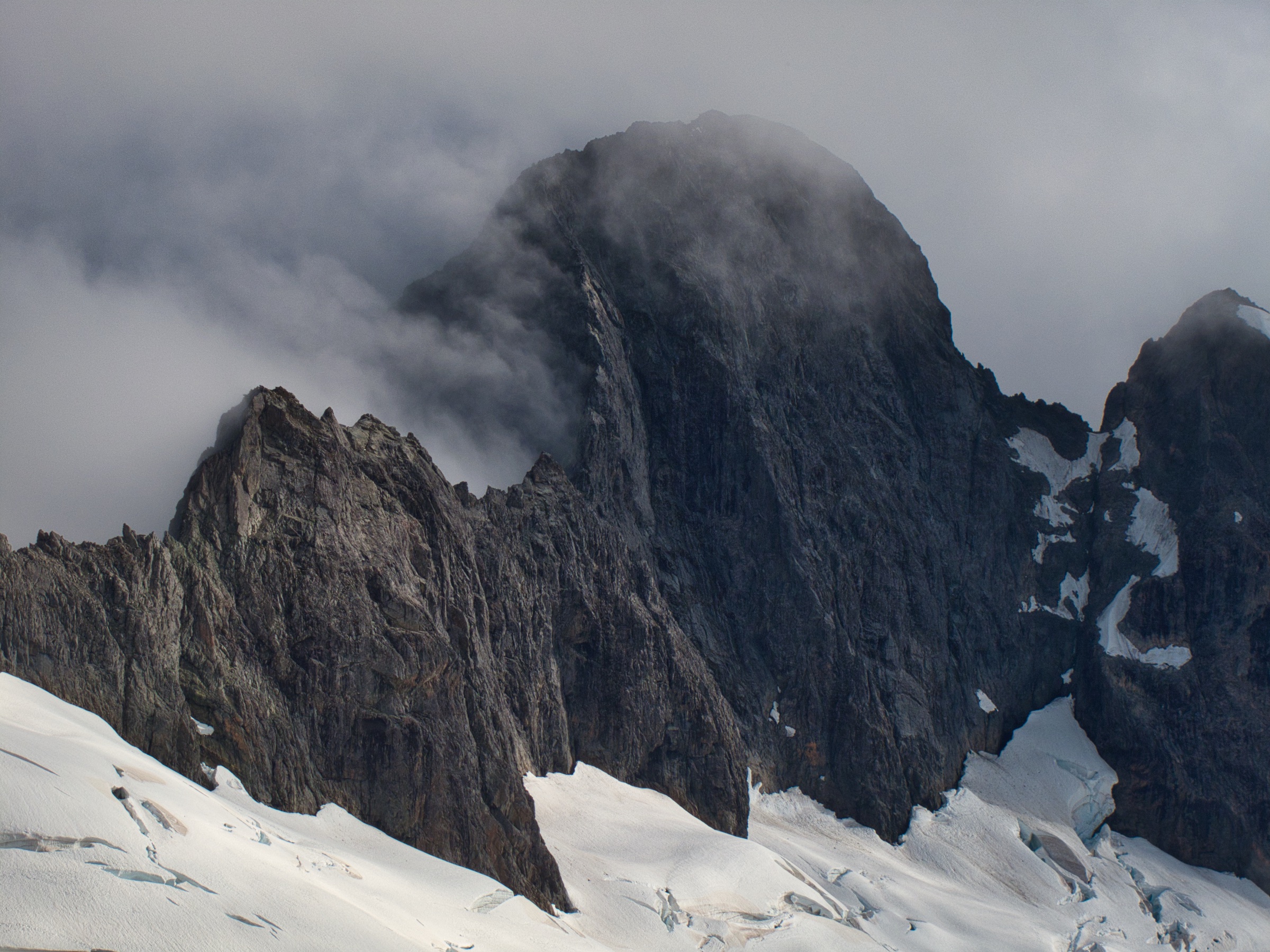 Mt Te Wera above Te Puoho Glacier. Photo: Richard Thomson