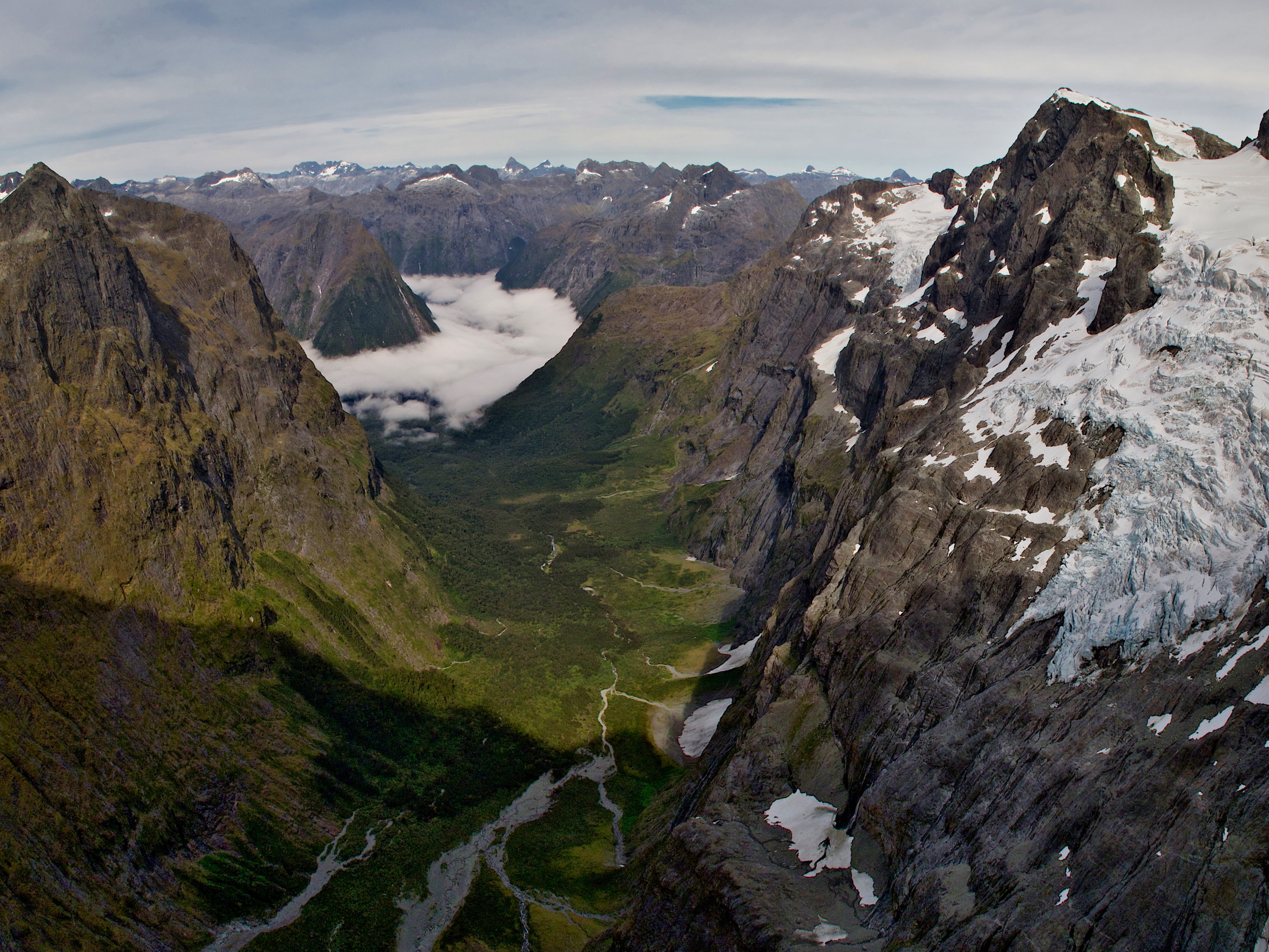 Mt Underwood (right) and Donne valley. Photo: Richard Thomson