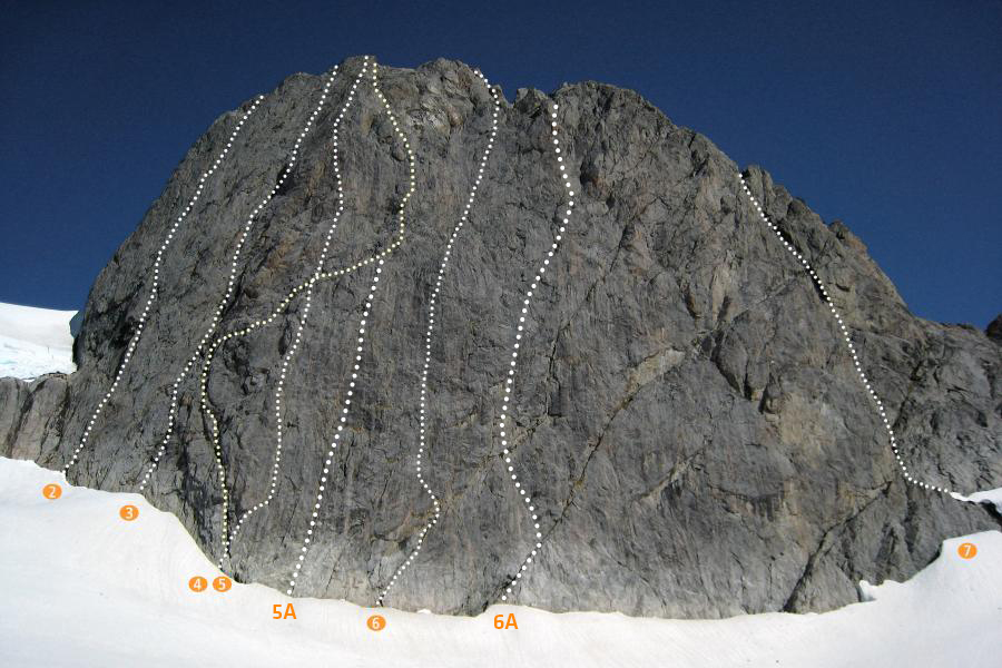 East Face, Karetai Pk. Photo: Richard Thomson