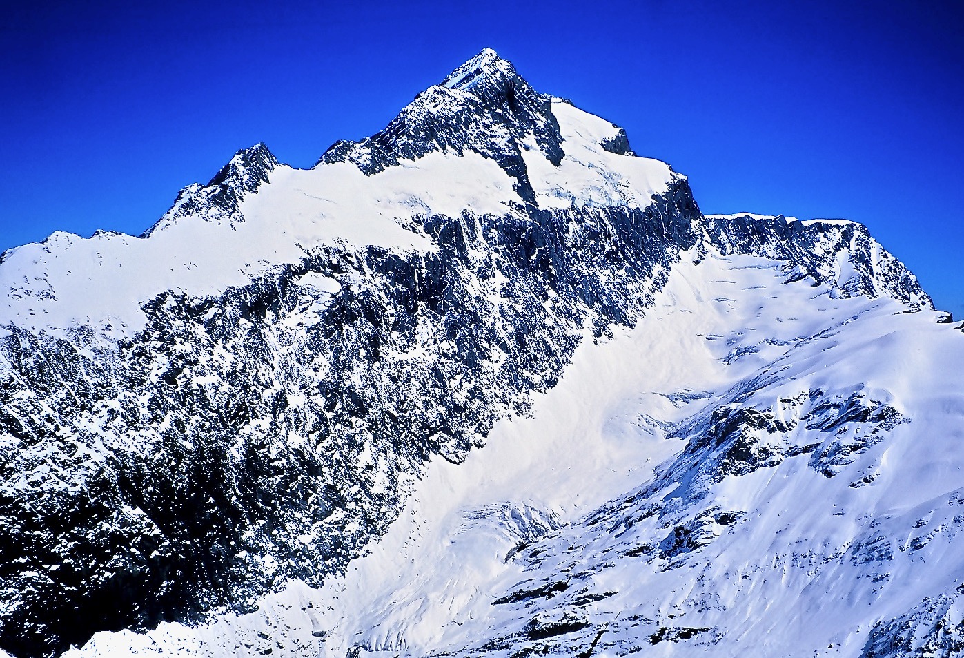 Mt Hooker from Solution Range, 2003