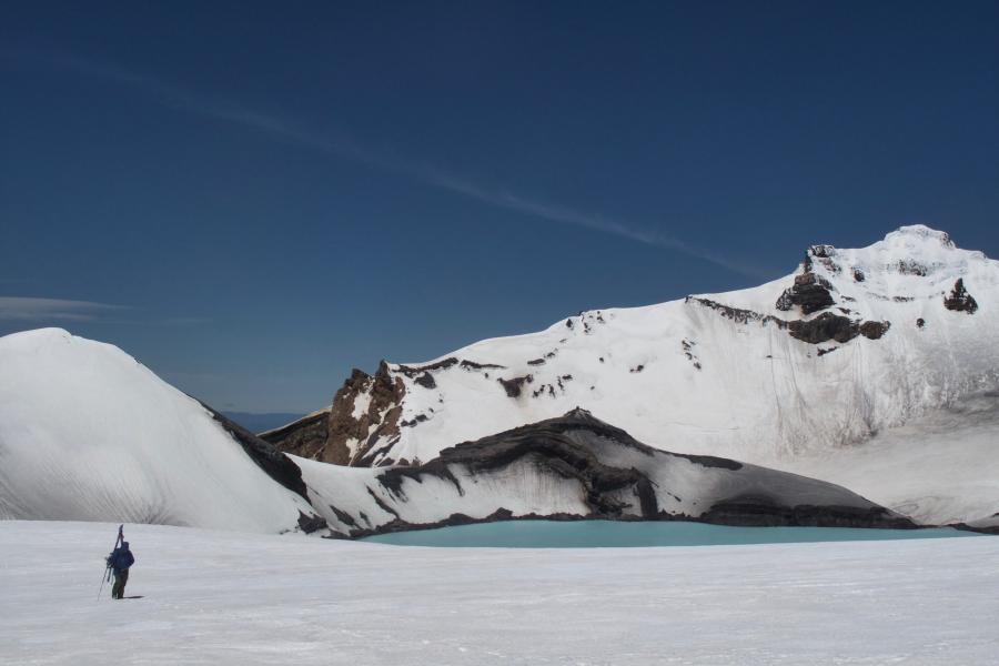 Pyramid (far left) and the Crater Lake Traverse. Photo: Richard Thomson